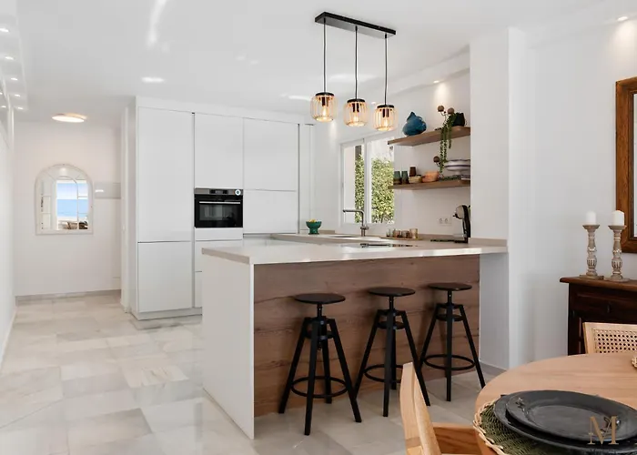 דירה Casa Picasso Ref #112 *